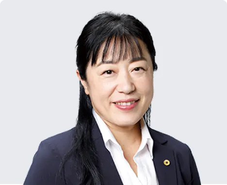 久米 真里
